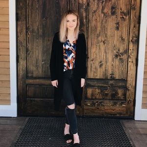 Meet your Posher, Ellona